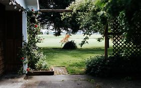 House Kinlands Cottage In Magic Skagit Valley